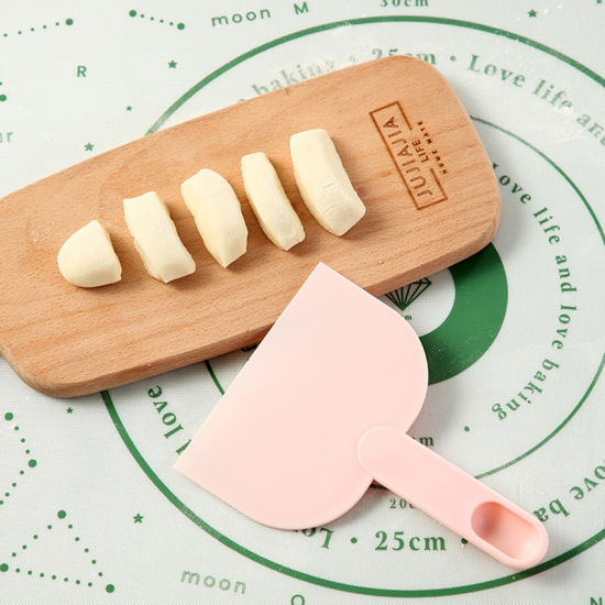 Multi Function Useful Cream Spatula Pastry Cutter Pink Multi Function Useful Cream Spatula Pastry Cutter Pink