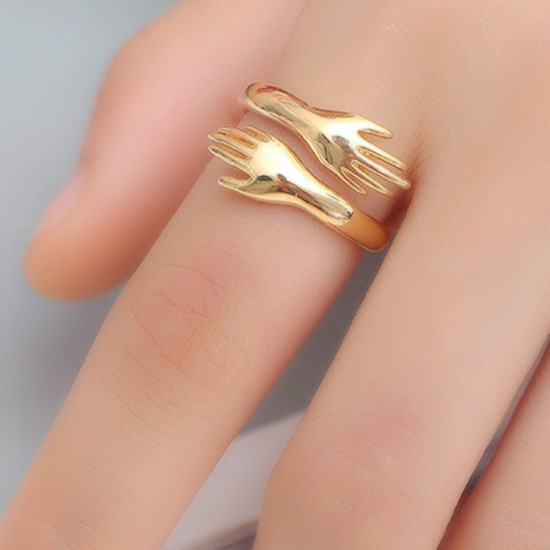 Simple And Romantic Two Hands Embrace Ring For Men And Women Golden
