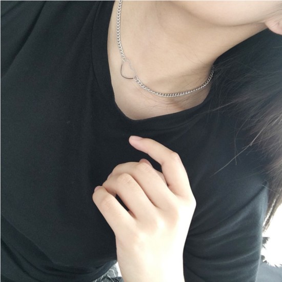 Hollow Heart-Shaped Heart Short Chain Necklace Silver Hollow Heart-Shaped Heart Short Chain Necklace Silver