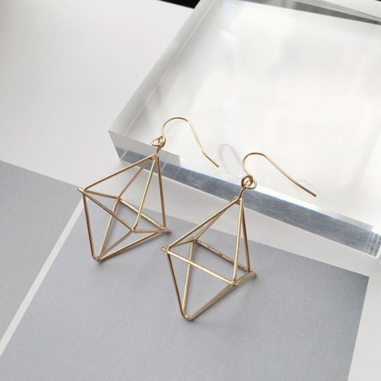Fashion Triangle Geometric Stereo Contracted Pendant Earrings Black Fashion Triangle Geometric Stereo Contracted Pendant Earrings Black