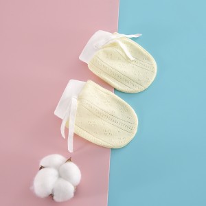 anti-scratch cotton adjustable new born protective gloves
