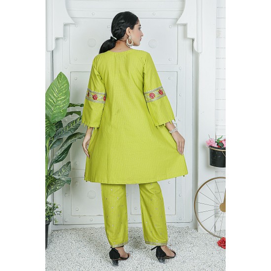 2 Piece Kurti Salwar Embroidery Set - Pure Cotton Collection Stylish Solid Color Light Weight Cotton Fabric Suit Top Bottom Salwar Kameez Indian Pakistani Embroidered Suit For Event Party Outdoor Dress - Green 2 Piece Kurti Salwar Embroidery Set - Pure Cotton Collection Stylish Solid Color Light Weight Cotton Fabric Suit Top Bottom Salwar Kameez Indian Pakistani Embroidered Suit For Event Party Outdoor Dress - Green