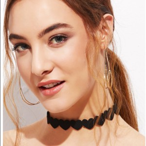 Korean Velvet Peach Heart Necklace Velvet Black