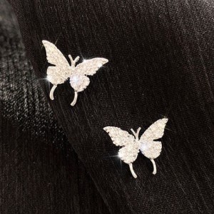 Temperament Women Jewelry Diamond Crystal Butterfly Earrings Silver