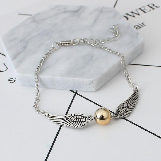 Vintage Jewelry Retro Tone Snitch Pocket Wings Bracelet Silver